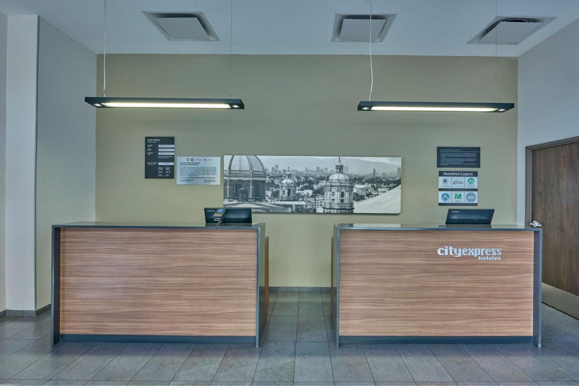 City Express By Marriott Ciudad De Mexico La Villa Exterior photo
